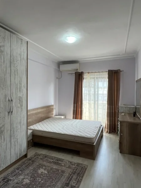 Tirane, jap me qera apartament 2+1+Ballkon Kati 7, 110 m² 500 € 