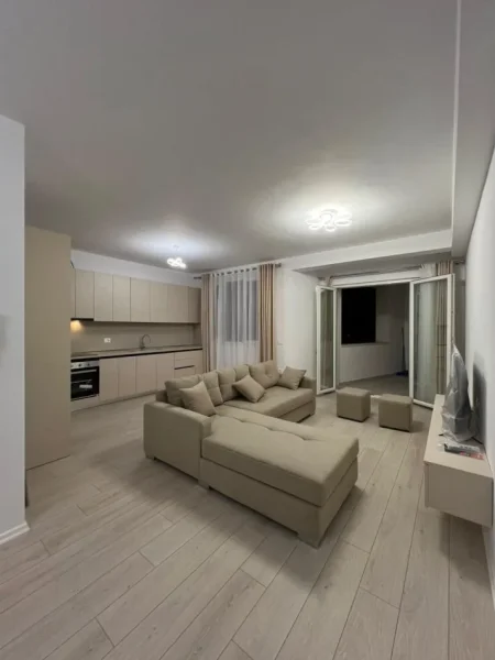Tirane, jepet me qera apartament 2+1 Kati 9, 100 m² 650 € (Astir, Kompleksi River Rezidence)