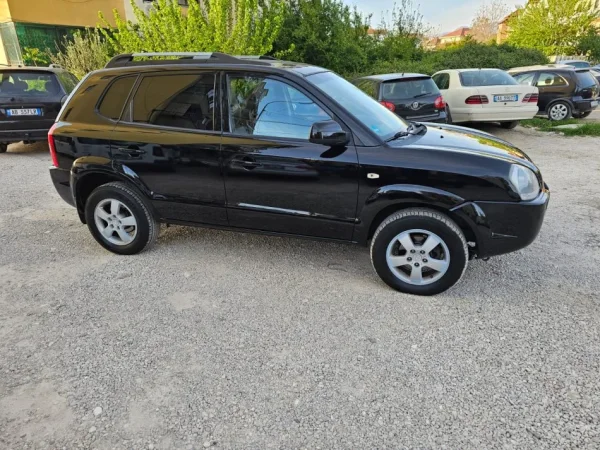 WWW.AUTO-999.AL , shes makine Hyundai TUCSON- Viti 2007  5000 EURO