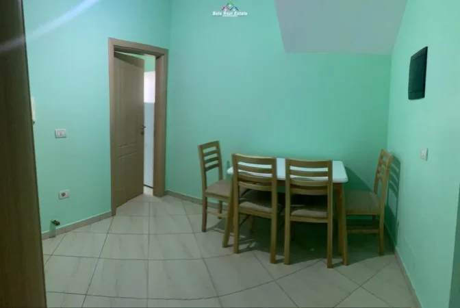 Tirane, jepet me qera apartament 2+1 Kati 1, 1.000 m² 410 € (ish Tregu Elektrik)