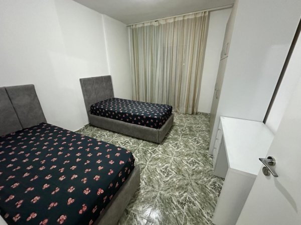 Tirane, jepet me qera apartament 2+1 Kati 7, 87 m² 550 € (Don Bosko)