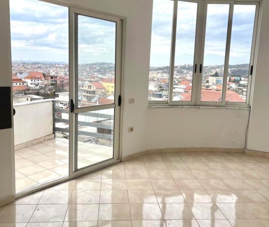 SHITET: Super Apartament 1+1 📍 (Fresk/ Rruga Shefqet Kuka) - Kati 4  - 72 m²  🎯 ** 85.000 € **