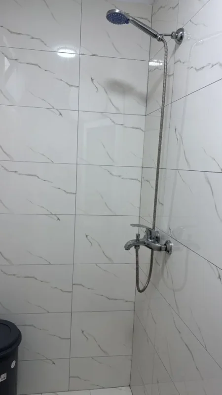Tirane, jepet me qera apartament Kati 2, 350 € (Don Bosko pas Fiordi di Bosko)