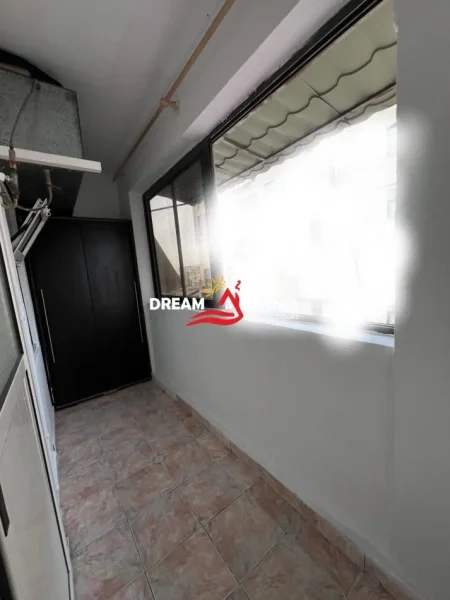 Tirane, shitet apartament 1+1 Kati 4, 54 m² 90.000 € (porcelan)