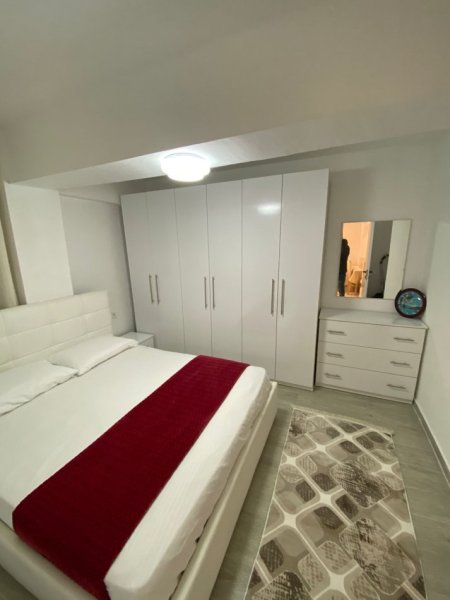 Tirane, jepet me qera apartament 2+1+Aneks Kati 1, 60 m² 600 € (zogu i zi , rruga e durresit)