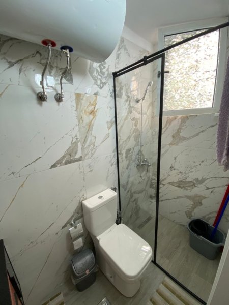 Tirane, jepet me qera apartament 2+1+Aneks Kati 1, 60 m² 600 € (zogu i zi , rruga e durresit)