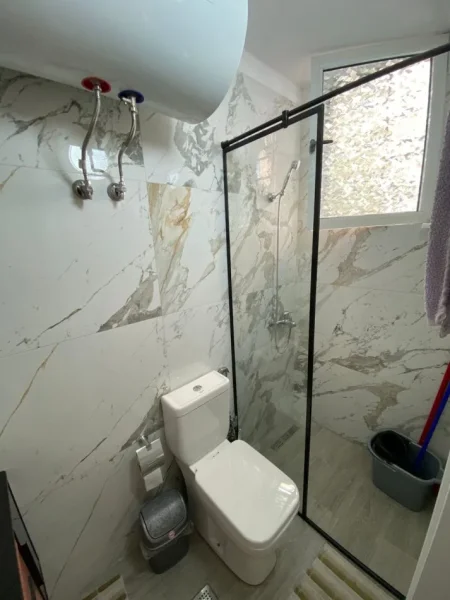 Tirane, jepet me qera apartament 2+1+Aneks Kati 1, 60 m² 600 € (zogu i zi , rruga e durresit)