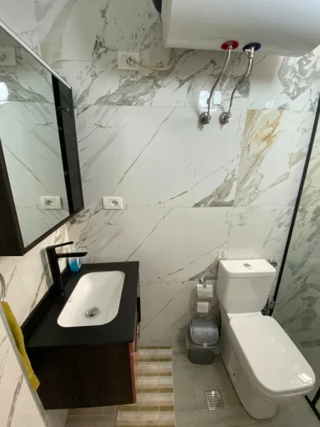 Tirane, jepet me qera apartament 2+1+Aneks Kati 1, 60 m² 600 € (zogu i zi , rruga e durresit)