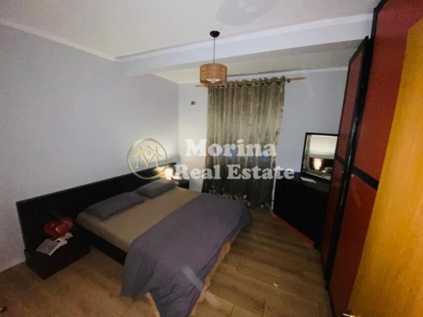 Tirane, jepet me qera apartament 2+1 Kati 3, 100 m² 650 € (Komuna e Parisit)