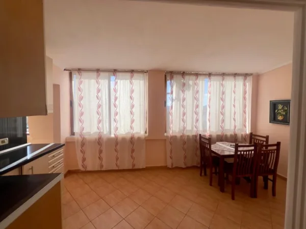Tirane, shitet apartament 3+1 , 109 m² 125.000 € (rruga At Zef Valentini)