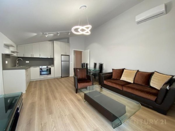 Tirane, jap me qera apartament 1+1 , 85 m² 500 € (Kodra e Diellit)