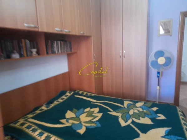 Tirane, jepet me qera apartament 2+1 Kati 1, 70 m² 500 € (VASIL SHANTO)