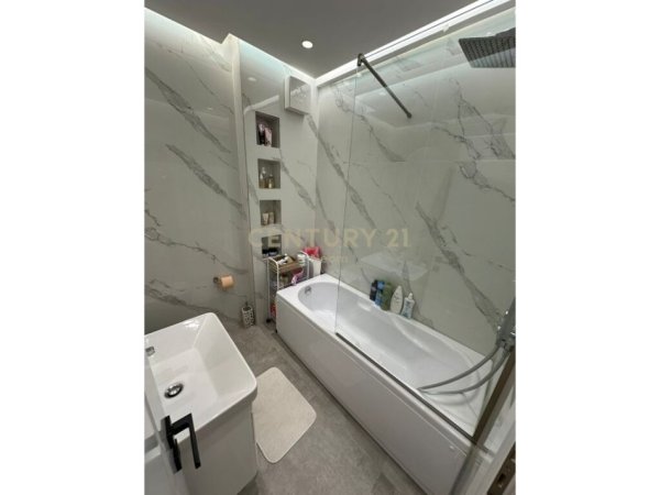 Tirane, shes apartament 2+1+2 , 90 m² 190.000 € (Kodra e Diellit)