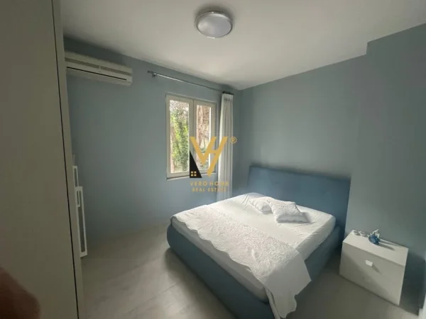 Qerret, jepet me qera Vile 3 Katshe Kati 1, 270 m² 3.200 € (QERRET)