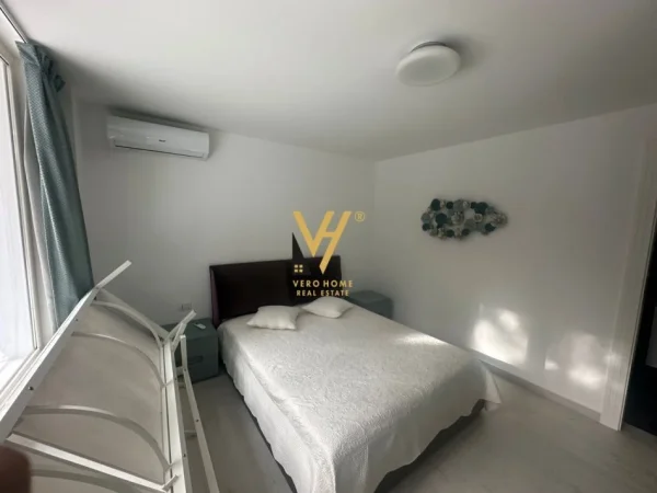 Qerret, jepet me qera Vile 3 Katshe Kati 1, 270 m² 3.200 € (QERRET)