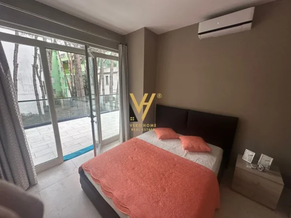 Qerret, jepet me qera Vile 3 Katshe Kati 1, 270 m² 3.200 € (QERRET)