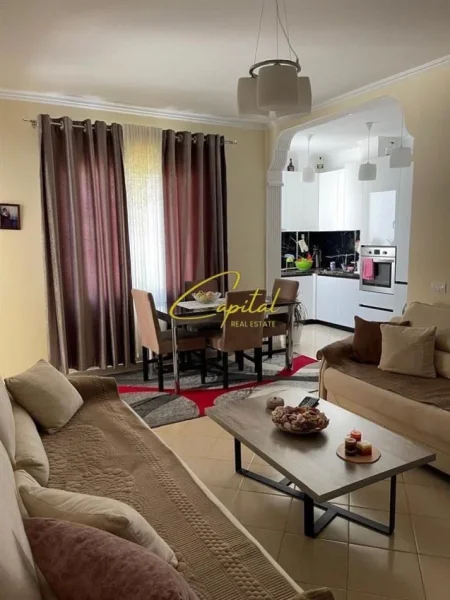 Tirane, shitet apartament 1+1 Kati 5, 60 m² 91.000 € (FRESKU)