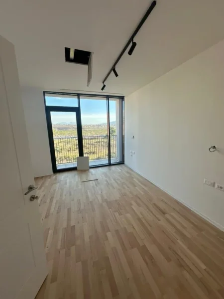 Tirane, shitet apartament 2+1+Aneks+Ballkon Kati 5, 150 m² 516.000 € (Rruga e Kosovareve)