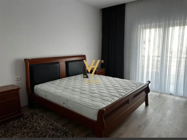 Tirane, jepet me qera shtepi 3+1+Ballkon Kati 2, 120 m² 710 € (MISTO MAME)