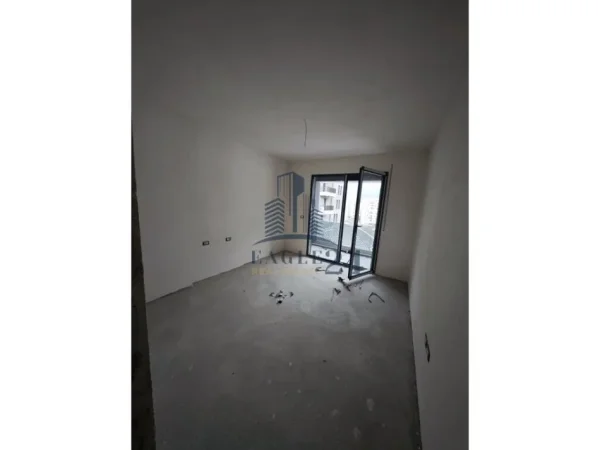 Tirane, shitet apartament 2+1 Kati 7, 101 m² 160.000 € (Don Bosko)