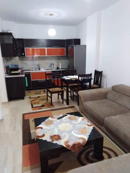 Tirane, jepet me qera apartament 2+1+BLK Kati 2, 107 m² 370 Euro (teodor keko)