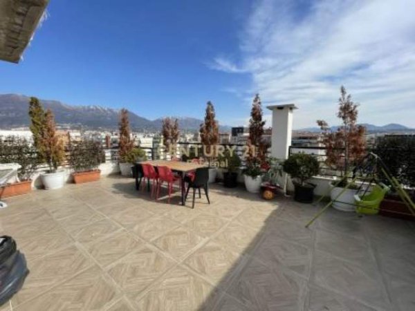 Tirane, shitet apartament 2+1 153 m² 190.000 Euro (selvia)