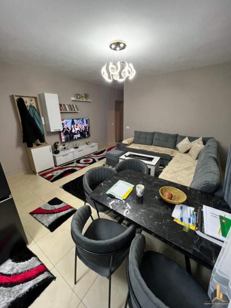 Tirane, shes apartament 2+1+A+BLK Kati 5, 89 m² 139.000 Euro (Rruga e Dibres , Spitali Francez)