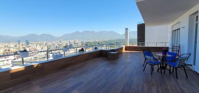 Tirane, jepet me qera apartament 2+1+BLK Kati 3, 127 m² 900 Euro (kopshti botanik)