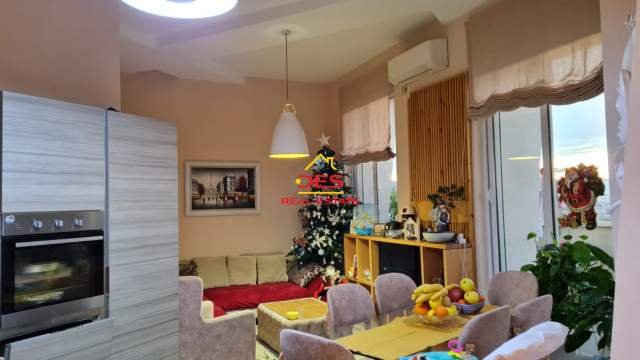 Tirane, shitet apartament 2+1+BLK Kati 11, 126 m² 210.000 Euro (21 DHJETORI)