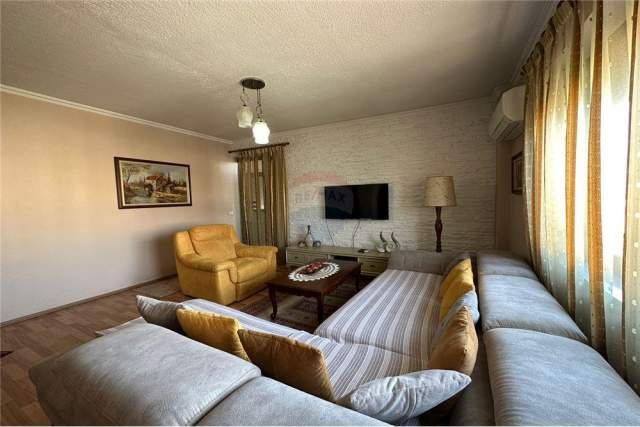 Tirane, jepet me qera apartament Kati 6, 110 m² 650 Euro (tirana e re)