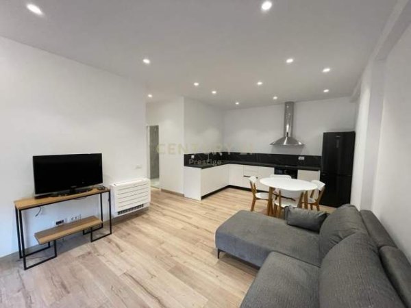 Tirane, jepet me qera apartament 2+1 Kati 4, 110 m² 1.500 Euro (rruga elbasanit)