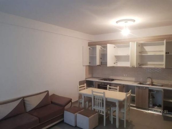 Tirane, shes apartament 2+1 92 m² 172.000 Euro (liqeni i tiranes)