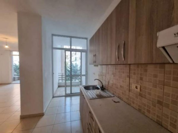 Tirane, shitet apartament 2+1+BLK Kati 2, 108 m² 85.000 Euro (Astir)