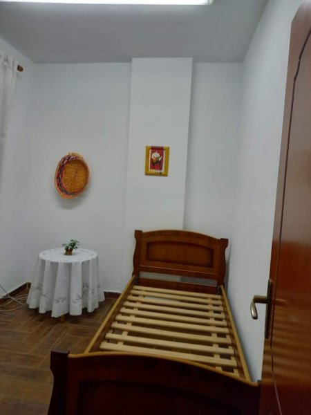 Tirane, jepet me qera apartament 2+1 Kati 3, 90 m² 450 Euro (Garda)