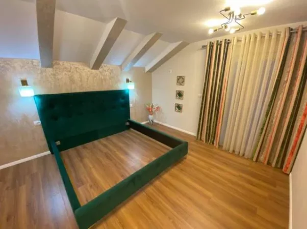 Super Apartament per Qera, Duplex 3+1+2, Kati 5, 135 m² 750 Euro Rr. Panorama