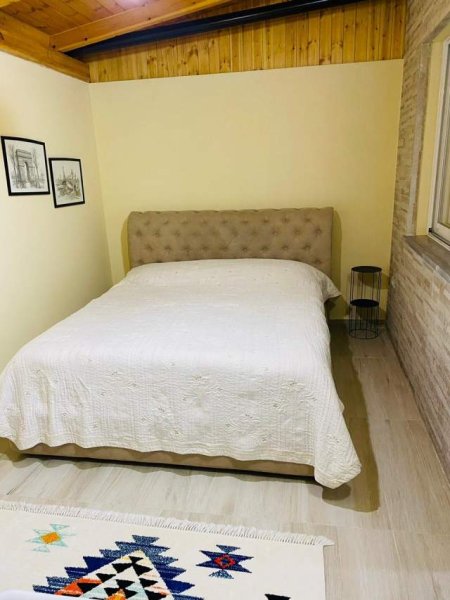 Tirane, jepet me qera apartament 1+1 Kati 1, 60 m² 500 Euro (Liqeni i Thatë)