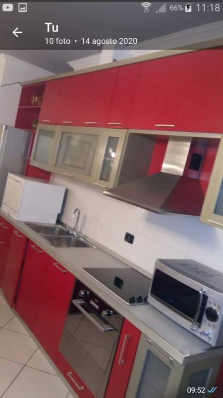 Tirane, jepet me qera apartament 2+1 Kati 8, 90 m² 550 Euro (Komplaksi Prestige)