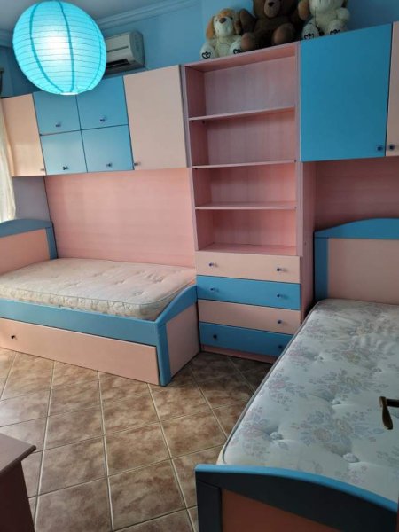 Tirane, jepet me qera apartament 2+1+BLK Kati 6, 100 m² 550 Euro (rruga Kavajes)