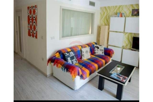 Tirane, jepet me qera apartament 1+1+BLK Kati 5, 54 m² 500 Euro (Sami Frasheri)