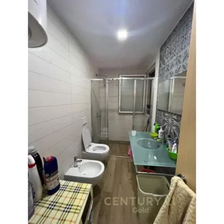 Qerret, shitet Apartament 2+1+BLK Kati 1, 95 m² 160.000 Euro (Rruga e fshatrave turistike)