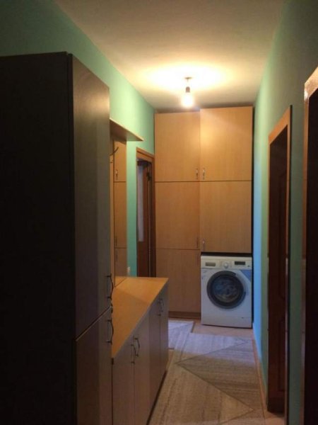 Tirane, jepet me qera apartament 2+1 Kati 5, 82 m² 33.000 Leke (Rruga 3-Deshmoret)