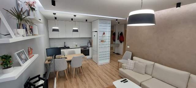 Tirane, jepet me qera apartament 2+1+BLK Kati 6, 114 m² 650 Euro (Ali demi)