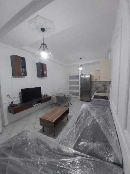 Tirane, jap me qera apartament Kati 1, 78 m² 400 Euro (Liqeni i Thate)