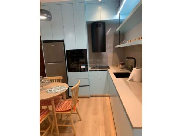 Tirane, jepet me qera apartament 1+1+BLK 62 m² 680 Euro