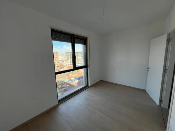 Tirane, shes apartament 2+1+Ballkon Kati 5, 118 m² 170.000 € (AKSES TIRANA)