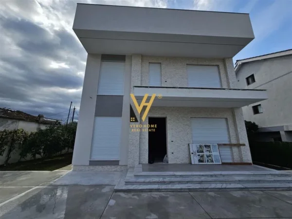 Tirane, shitet Vile 3 Katshe Kati 1, 230 m² 230.000 € (PASKUQAN)