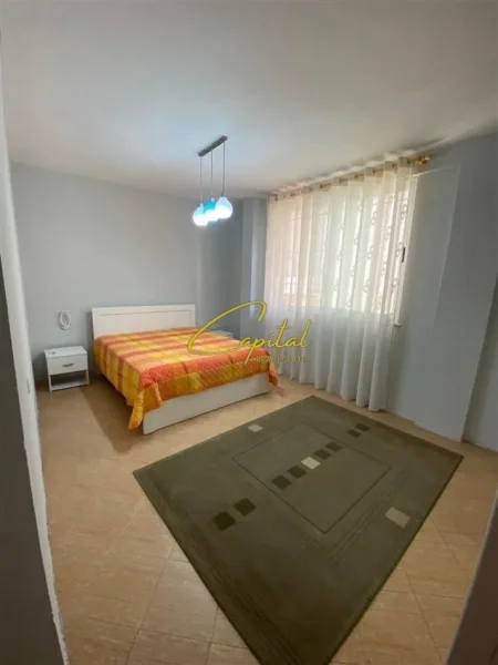 Tirane, jepet me qera apartament 2+1 Kati 1, 100 m² 500 € (RRUGA E DIBRES)