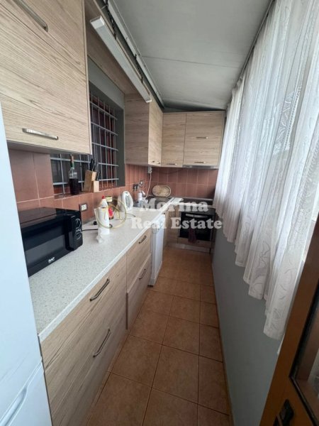 Tirane, jepet me qera apartament 2+1 Kati 2, 83 m² 400 € (Rruga Hamdi Pepo)