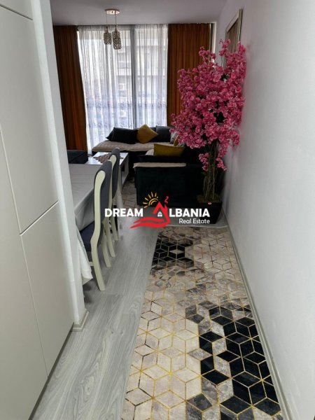 Tirane, jepet me qera apartament 2+1 Kati 3, 105 m² 850 € (don bosko)