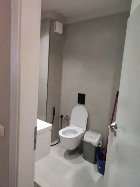 Shitet Apartament 2+1 , 100 m² 300.000 € (Rruga e Kosovareve)